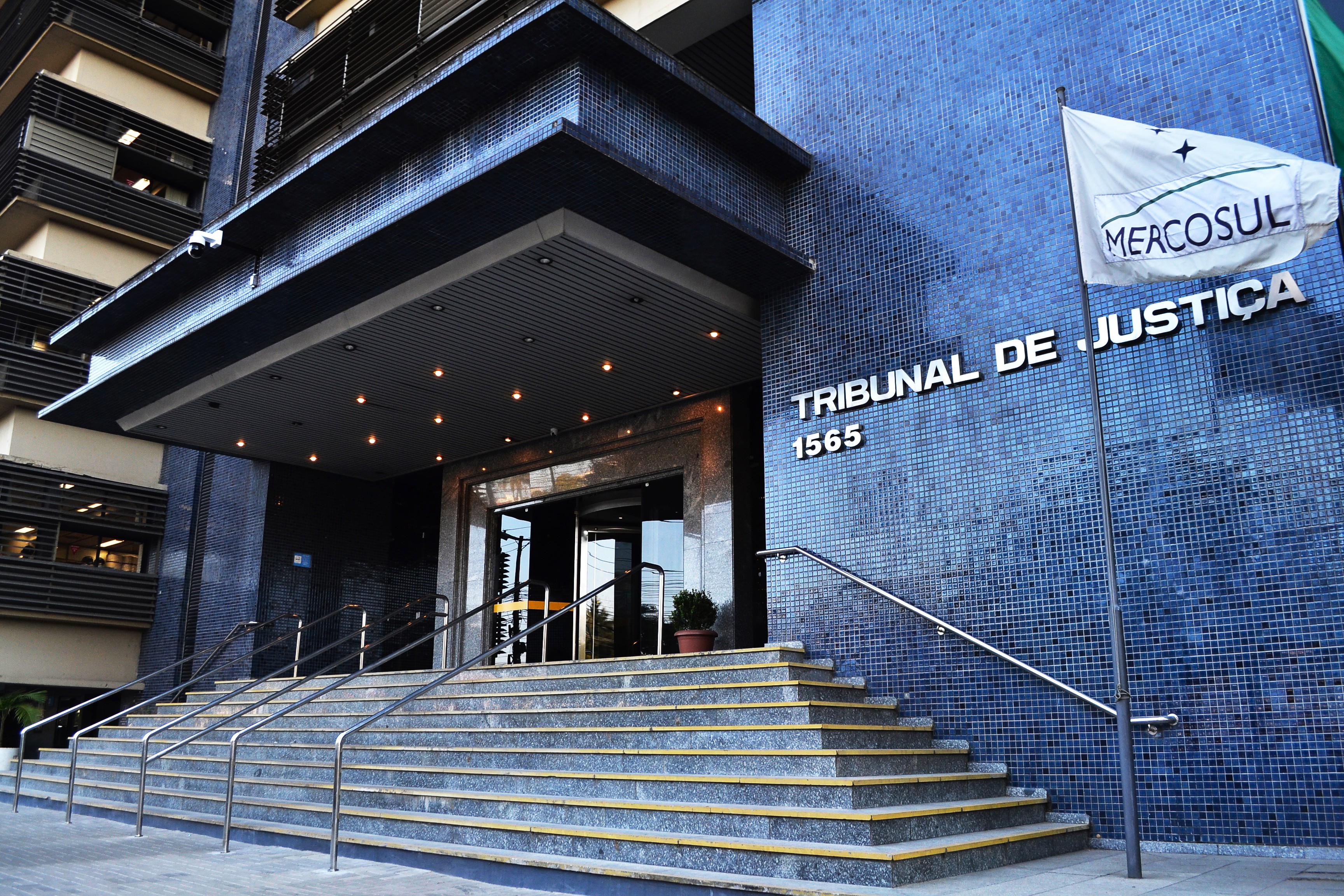 Publicado edital de concurso para o TJRS com vagas para cadastro reserva e salários de até R$ 9,2 mil